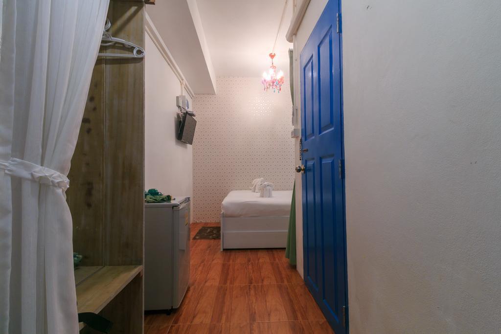 Frog House Bed & Breakfast (Adults Only) Patong Eksteriør bilde