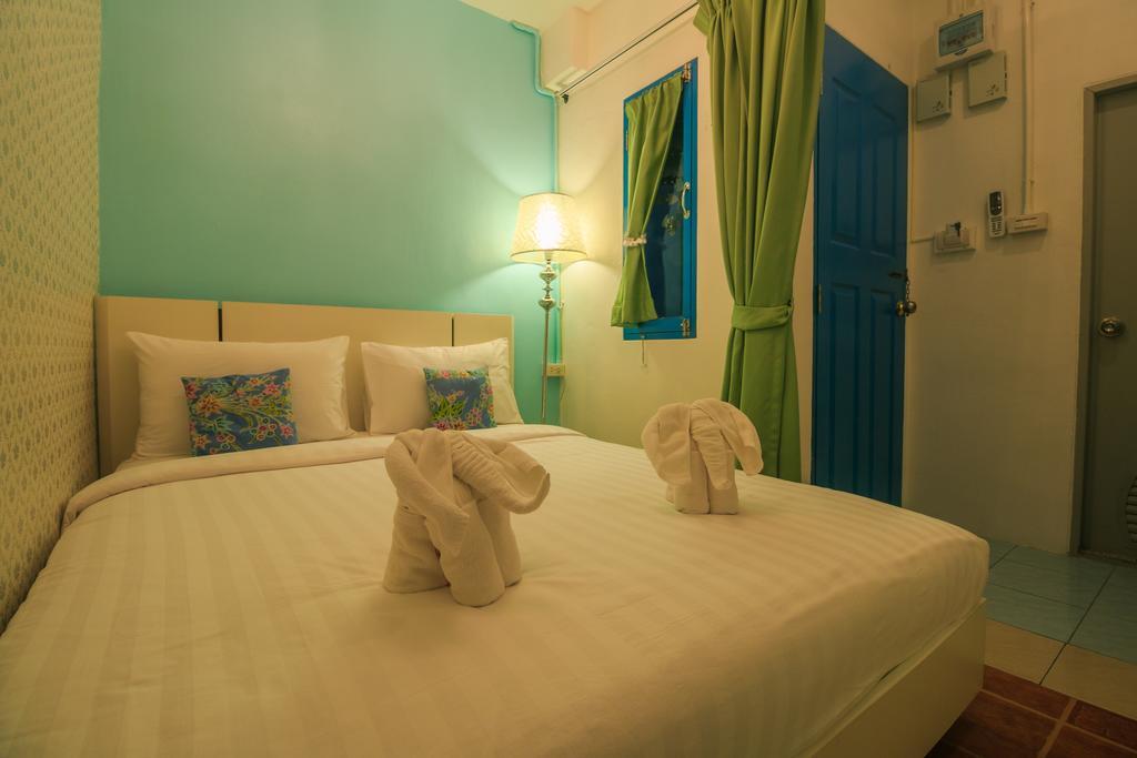 Frog House Bed & Breakfast (Adults Only) Patong Eksteriør bilde