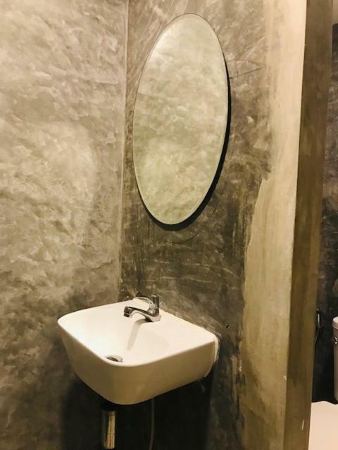 Frog House Bed & Breakfast (Adults Only) Patong Eksteriør bilde